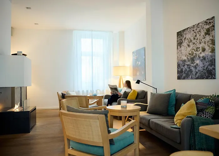 Отель Aquamarin 3*