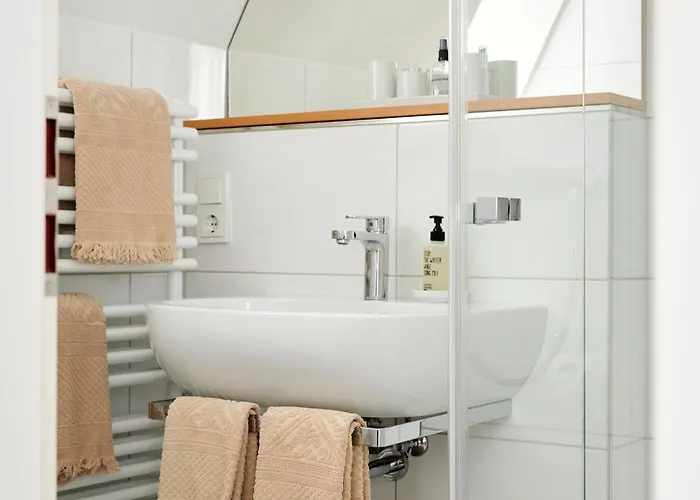 Отель Aquamarin 3*