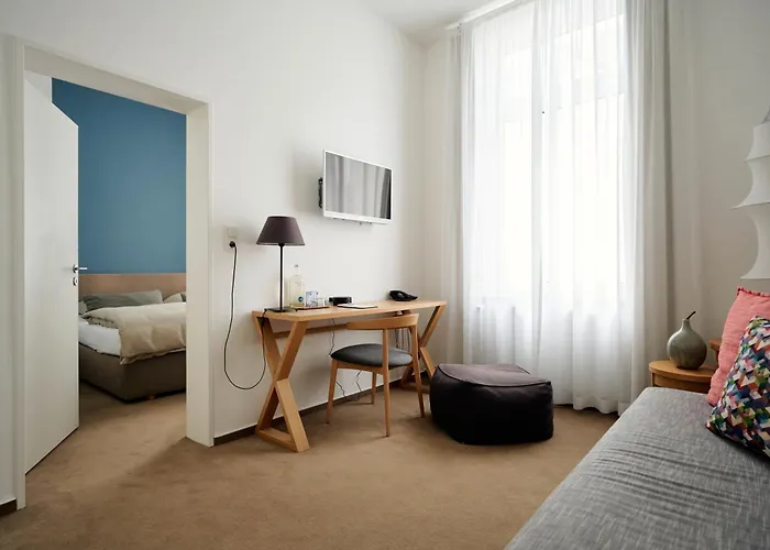 Отель Aquamarin 3*